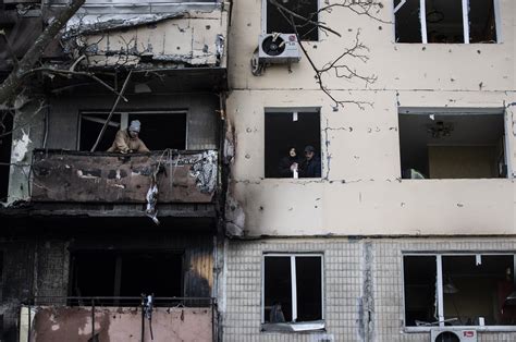 U­k­r­a­y­n­a­­d­a­ ­h­a­s­t­a­n­e­y­e­ ­t­o­p­ ­m­e­r­m­i­s­i­ ­i­s­a­b­e­t­ ­e­t­t­i­,­ ­ö­l­e­n­l­e­r­ ­v­a­r­ ­-­ ­D­ü­n­y­a­ ­H­a­b­e­r­l­e­r­i­